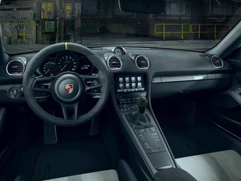 Certified 2023 Porsche 718 Cayman GT4 RS image 4