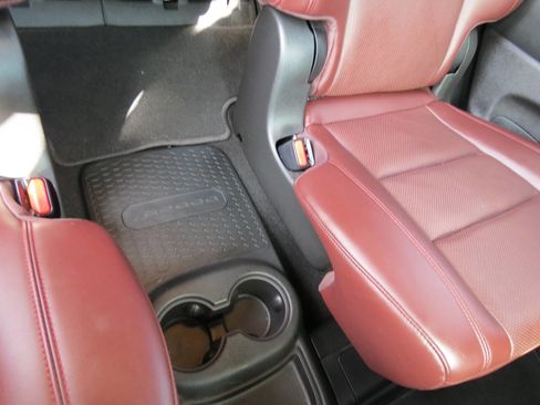 Used 2024 Dodge Durango GT image 28