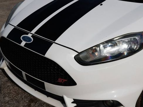 Used 2015 Ford Fiesta ST image 36