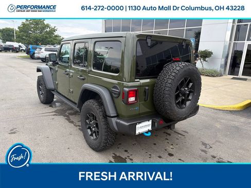 Used 2024 Jeep Wrangler Unlimited AWD/4WD image 7