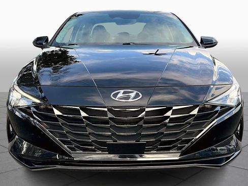 Used 2022 Hyundai Elantra Limited w/ Preferred Accessory Package image 4