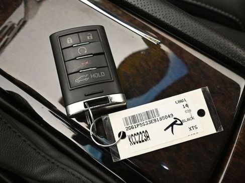 Used 2014 Cadillac XTS Premium FWD image 45