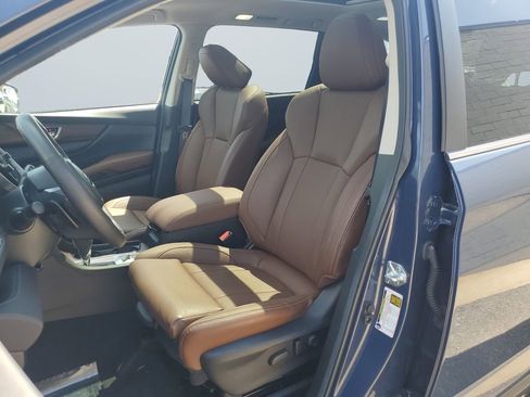 Used 2024 Subaru Ascent Touring image 9