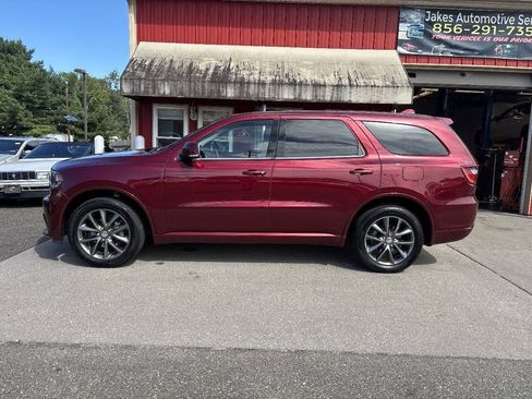 Used 2018 Dodge Durango GT AWD/4WD image 2