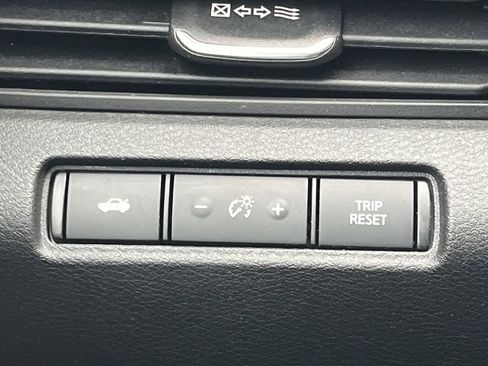 Used 2022 Nissan Altima 2.5 SV image 11