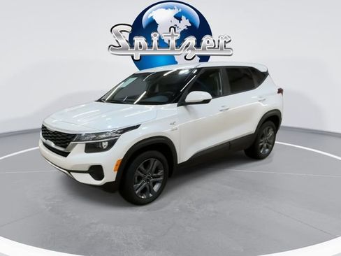 Certified 2022 Kia Seltos LX image 4