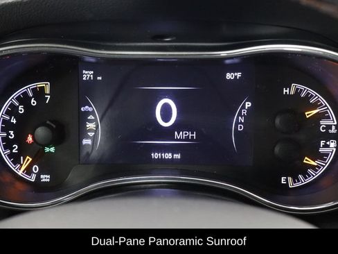 Used 2019 Jeep Grand Cherokee Trailhawk w/ Trailhawk Luxury Group AWD/4WD image 11