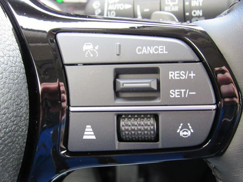 Used 2024 Honda Pilot Elite image 13