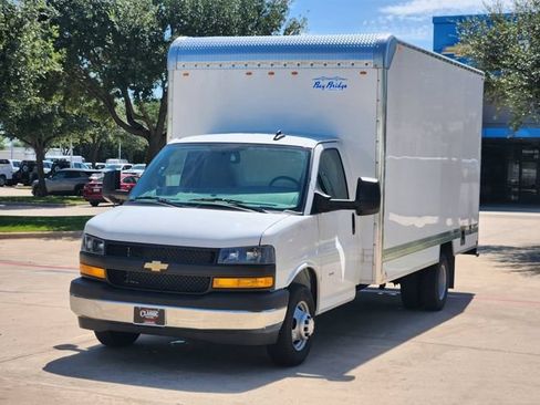 New 2026 Chevrolet Express 3500 w/ Power Convenience Package RWD image 10