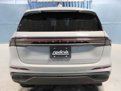 New 2026 Lincoln Nautilus Premier w/ Jet Appearance Package image 34