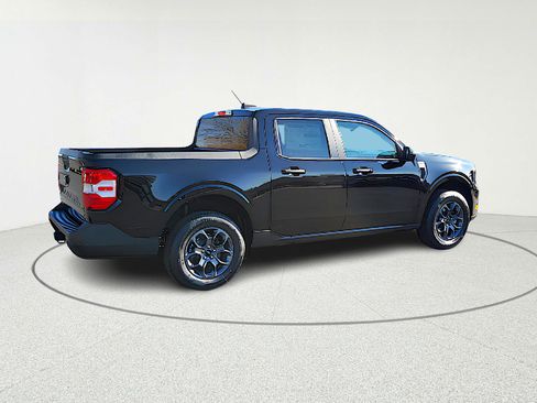 New 2026 Ford Maverick XLT w/ XLT Luxury Package image 9