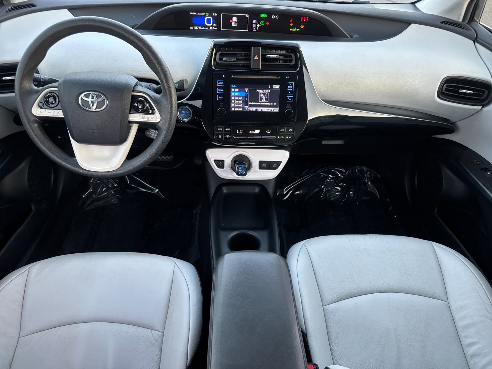 Used 2017 Toyota Prius Two w/ Prius Two Safety Plus Package FWD image 13