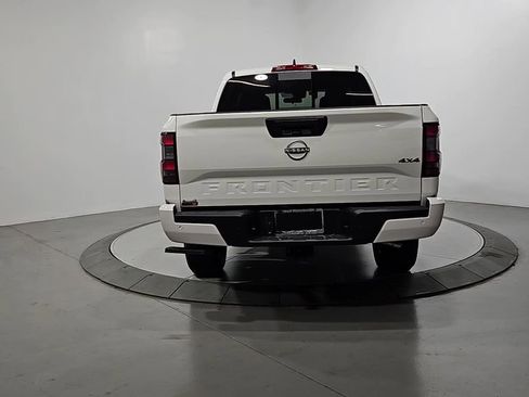 New 2026 Nissan Frontier SV w/ Tow Package AWD/4WD image 4