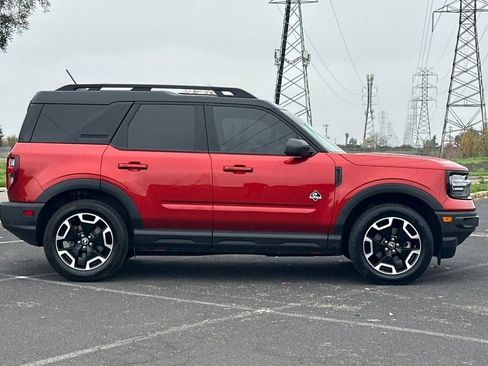 Used 2023 Ford Bronco Sport Outer Banks w/ Tech Package image 3