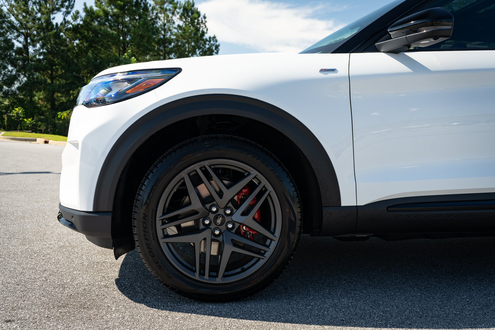 New 2027 Ford Explorer ST-Line w/ Premium Package AWD/4WD image 4