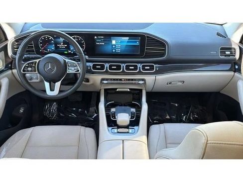 Used 2020 Mercedes-Benz GLS 450 4MATIC image 35