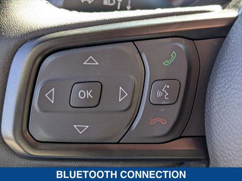 Used 2025 Jeep Wrangler Unlimited Rubicon image 16