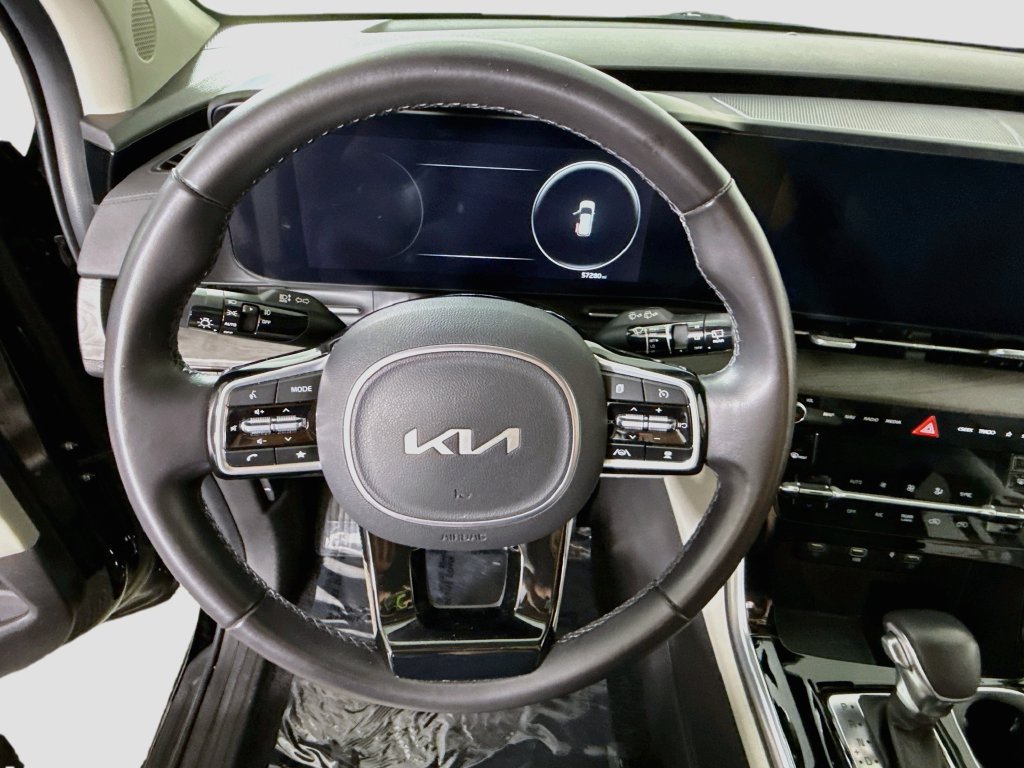 Used 2024 Kia Carnival SX FWD image 22