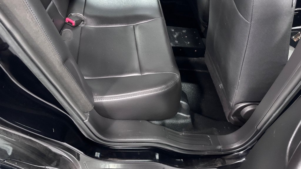 Used 2016 Ford Taurus Police Interceptor FWD image 25
