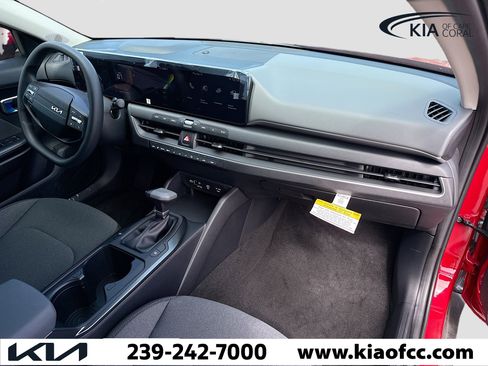 New 2025 Kia K4 LXS image 13