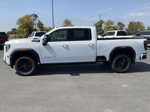 New 2026 GMC Sierra 2500 AT4 w/ AT4 Premium Plus Package image 12