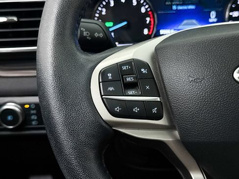 Used 2022 Ford Explorer Limited w/ Hybrid Equipment Group 310A AWD/4WD image 34