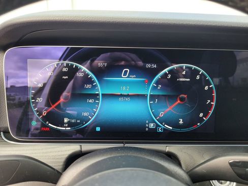 Used 2022 Mercedes-Benz E 350 Sedan image 23