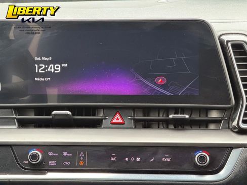Used 2023 Kia Sportage EX AWD/4WD image 14