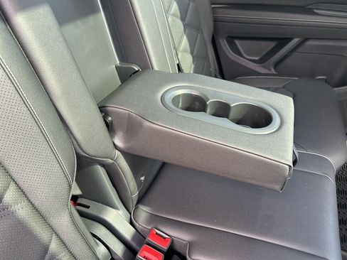 New 2026 Volkswagen Atlas SE image 51