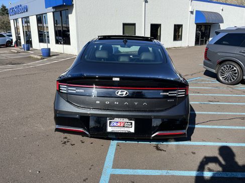 New 2026 Hyundai Sonata Limited image 4