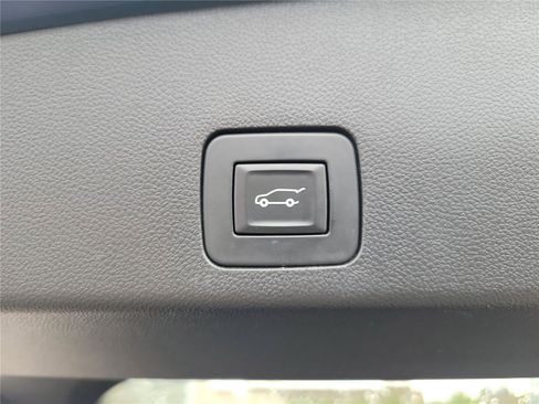 Used 2021 Buick Encore GX Select FWD image 10