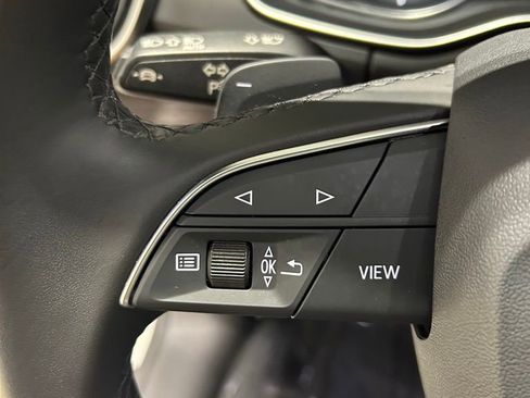 Used 2023 Audi Q5 2.0T Premium w/ Convenience Package AWD/4WD image 17