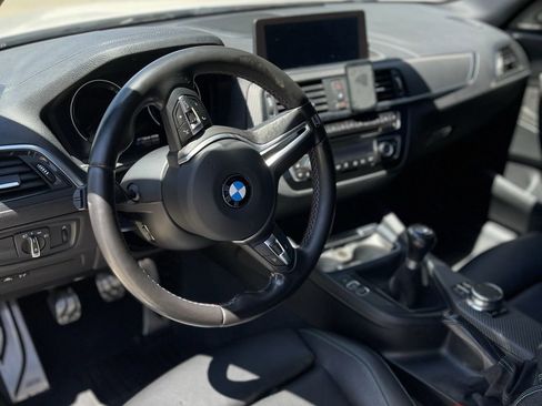 Used 2018 BMW M2 image 6