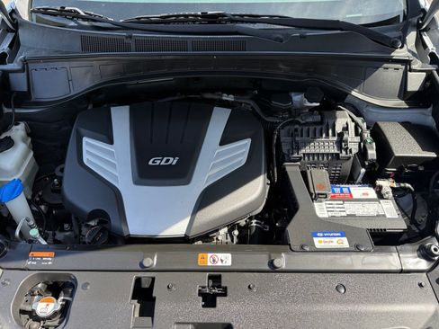 Used 2017 Hyundai Santa Fe FWD image 20