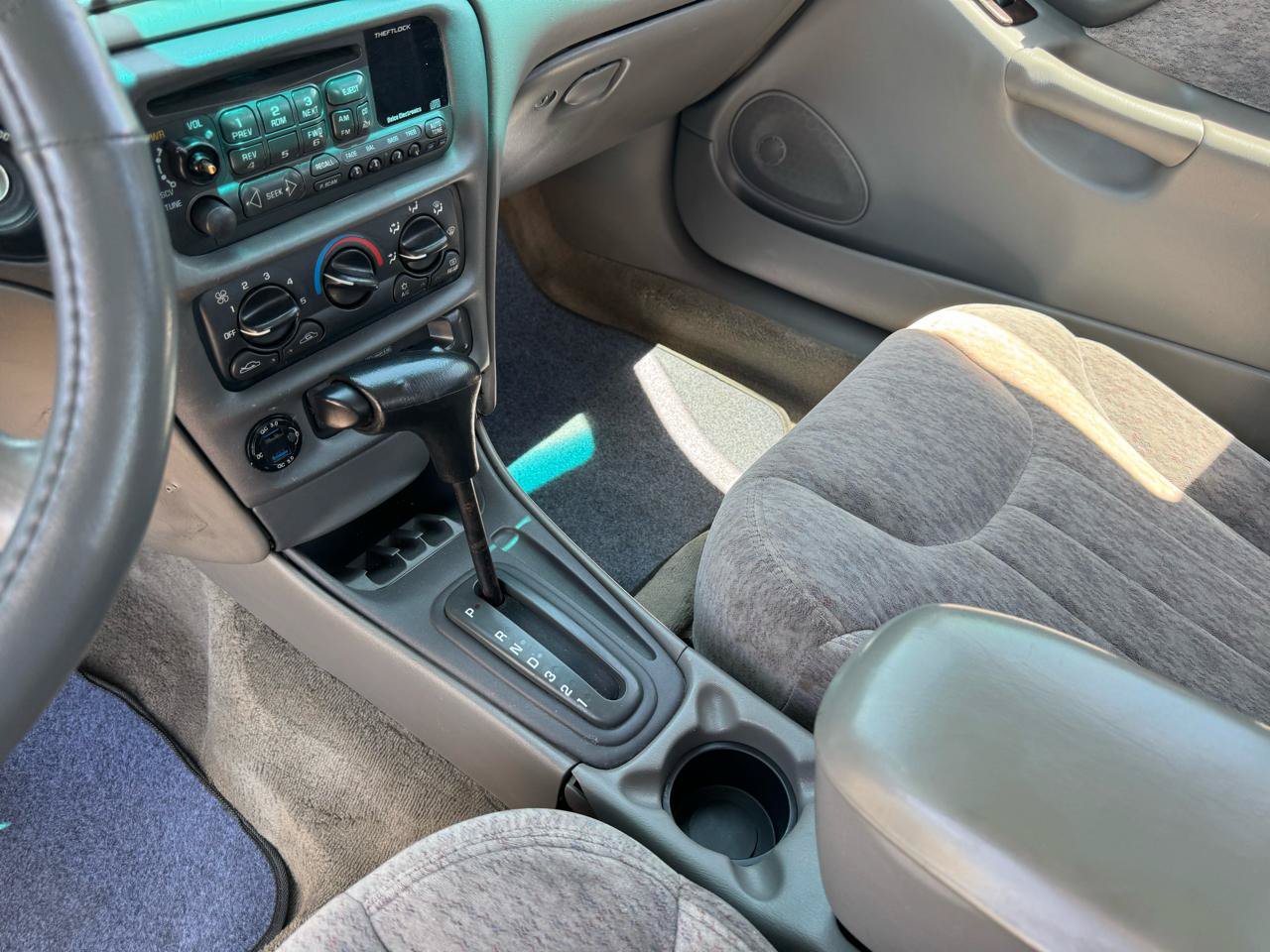 Used 1999 Chevrolet Malibu LS FWD image 12