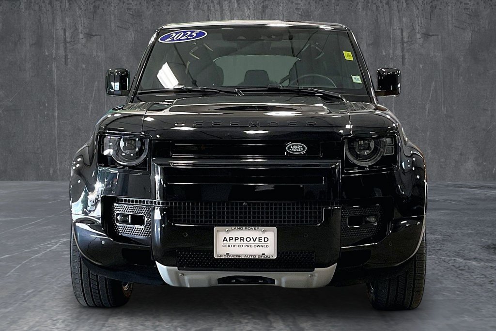 Certified 2025 Land Rover Defender 110 V8 AWD/4WD image 2