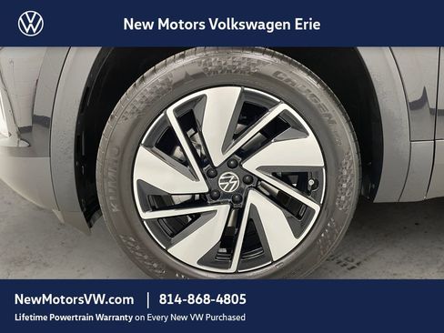 New 2026 Volkswagen Atlas SEL image 13