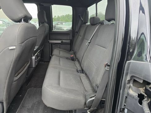 Used 2018 Ford F150 XLT w/ Equipment Group 302A Luxury AWD/4WD image 9