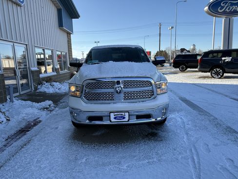 Used 2017 RAM 1500 Laramie w/ Convenience Group image 7