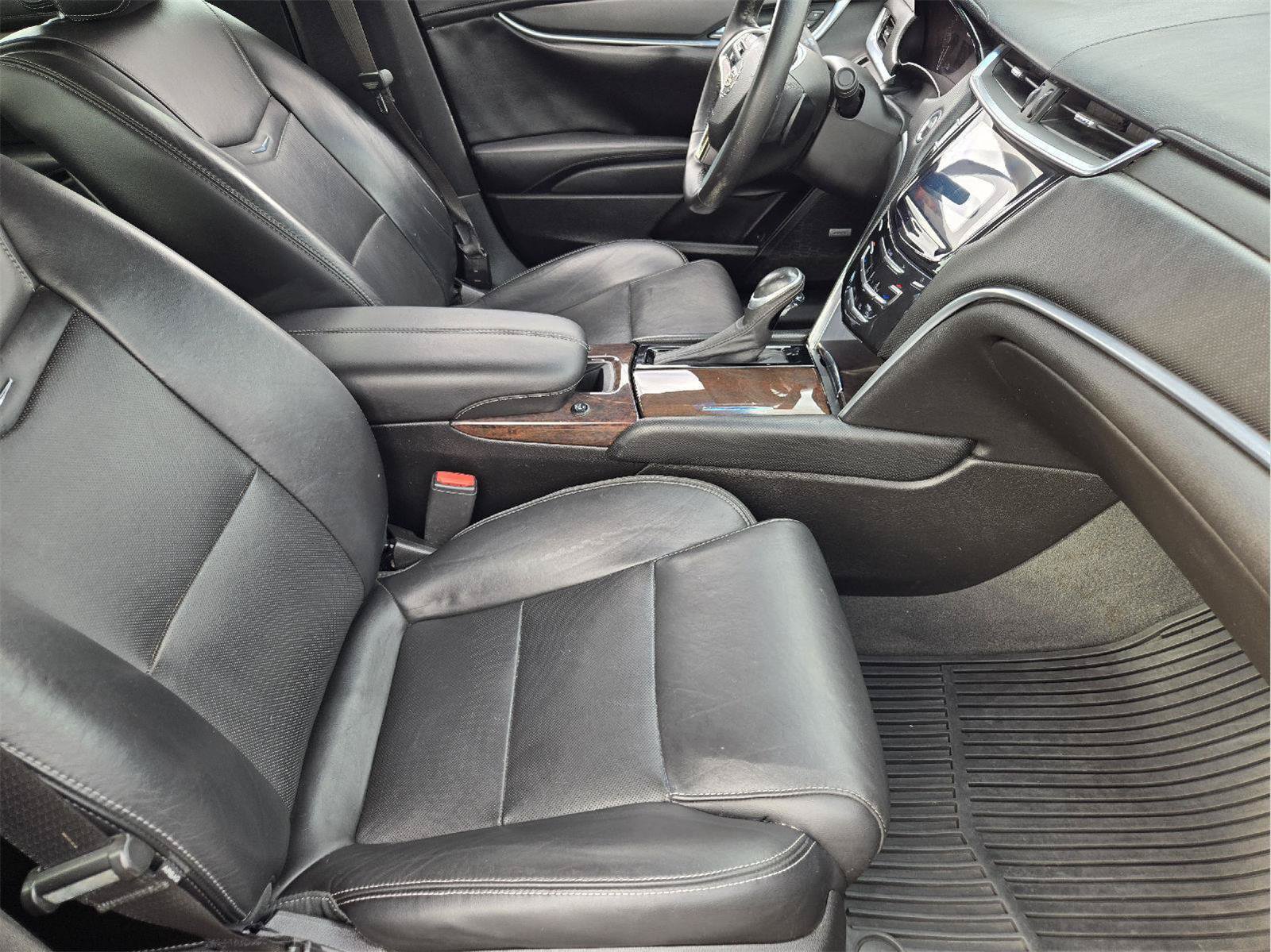 Used 2014 Cadillac XTS FWD image 13