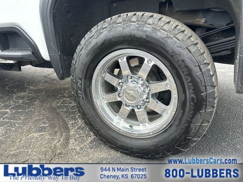 Used 2020 GMC Sierra 3500 SLT w/ SLT Convenience Package image 10