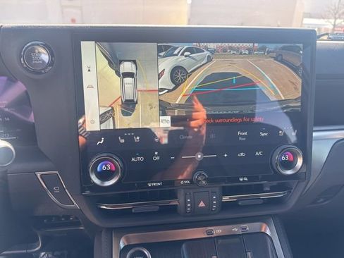 Used 2024 Lexus GX 550 550 Luxury w/ Accessory Package (2T) image 15