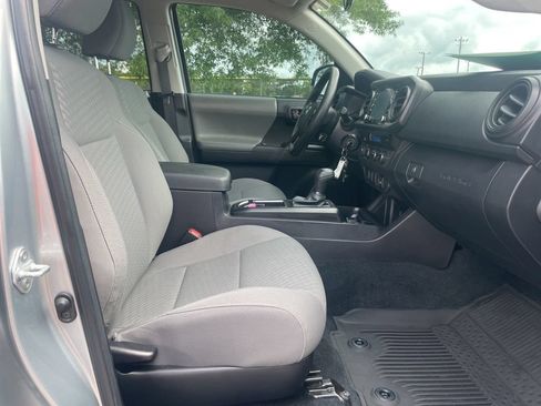 Used 2023 Toyota Tacoma SR AWD/4WD image 16