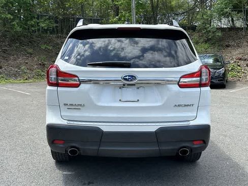 Used 2021 Subaru Ascent Premium w/ Convenience Package AWD/4WD image 4