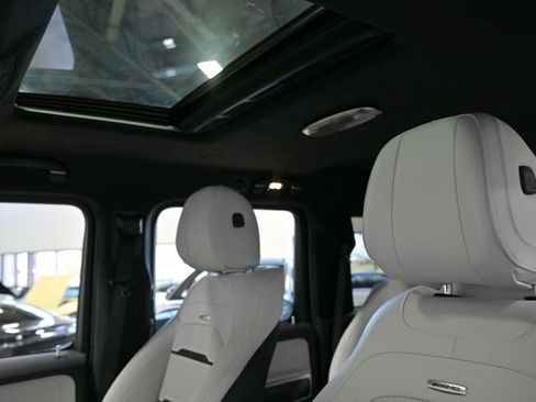 Used 2026 Mercedes-Benz G 63 AMG 4MATIC image 31