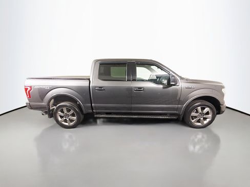 Used 2017 Ford F150 XLT w/ Equipment Group 302A Luxury image 11