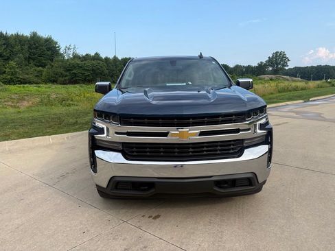 Used 2021 Chevrolet Silverado 1500 LT w/ Convenience Package II AWD/4WD image 12