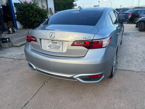 Used 2018 Acura ILX FWD image 5