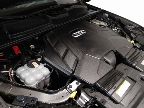 Used 2021 Audi Q7 3.0T Prestige w/ Prestige Package image 84