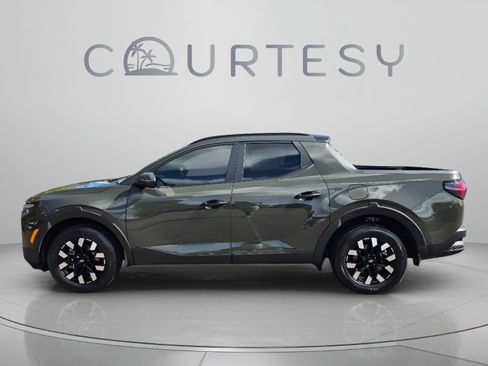Certified 2025 Hyundai Santa Cruz SEL FWD image 2